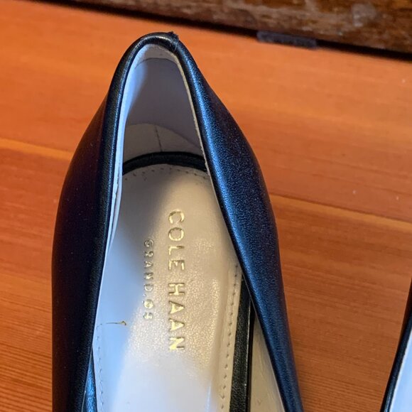 Cole Haan Black Pump Sz 8B - Picture 4 of 7